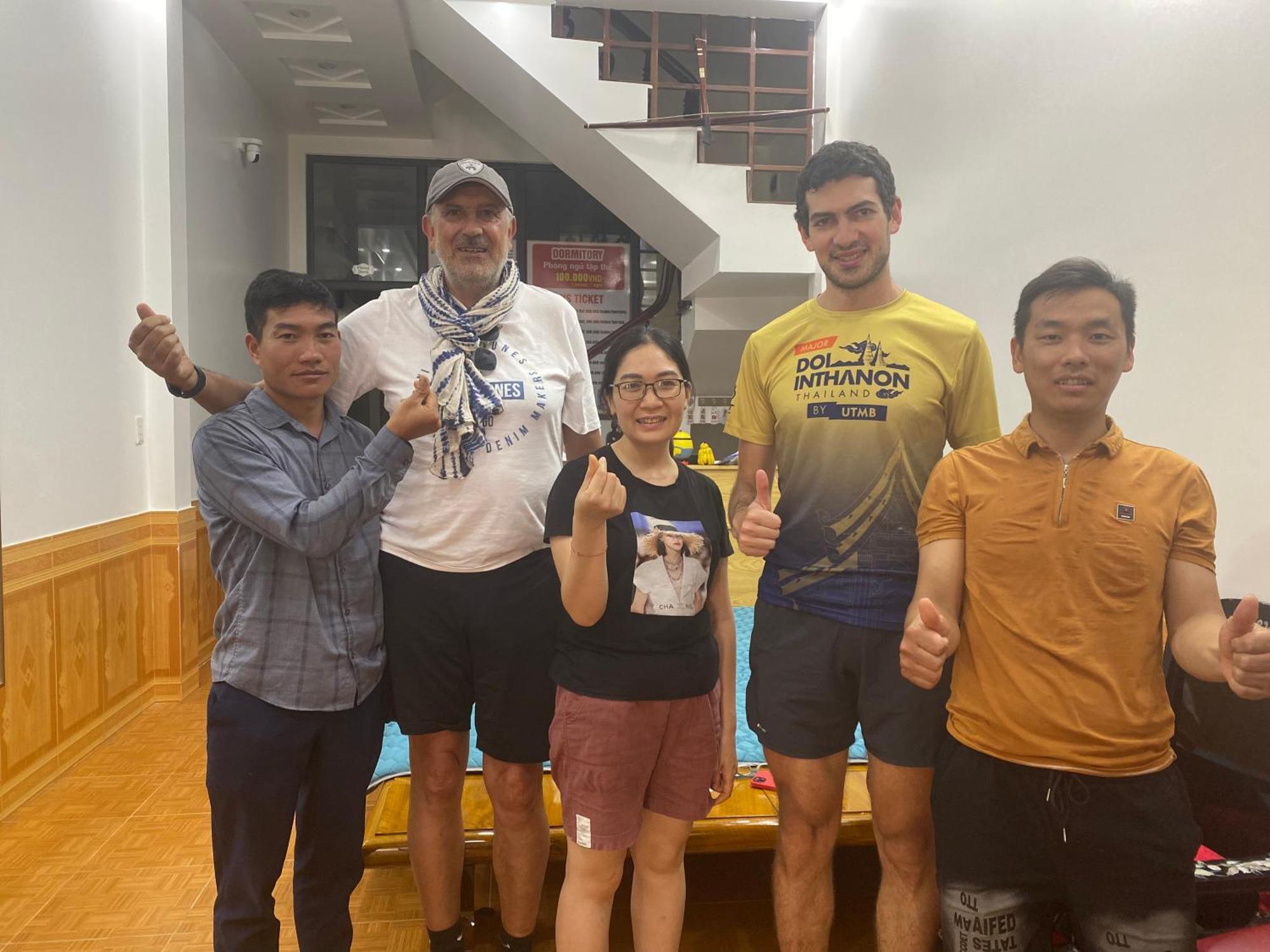 Hang Thuong Hostel - Motorbikes And Tour Hà Giang Ngoại thất bức ảnh